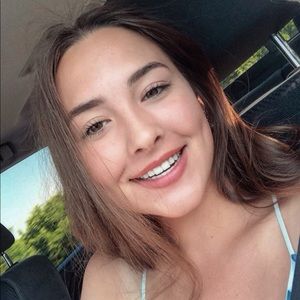 Meet your Posher, Catherine